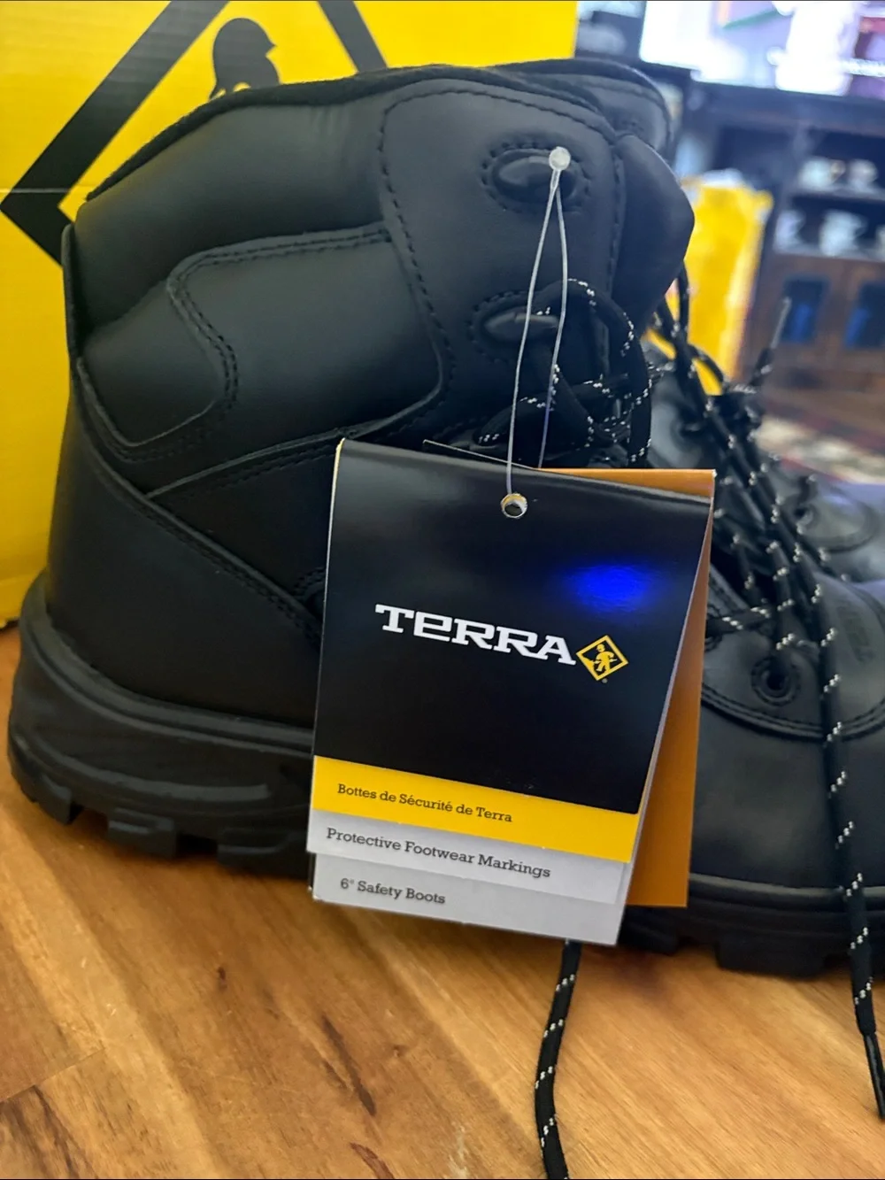 Men's Black Lace-Up Safety Boots - Rugged Work Footwear